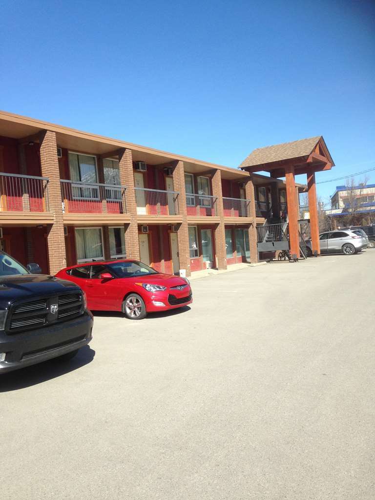 Canadas Best Value Inn&Suites Fernie Exterior foto